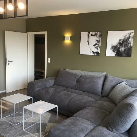 Three شقة كوبلنس